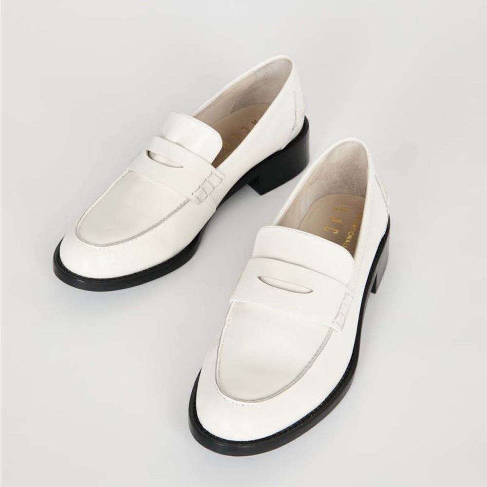 LACAUSA x Intentionally Blank Neighbor Loafer